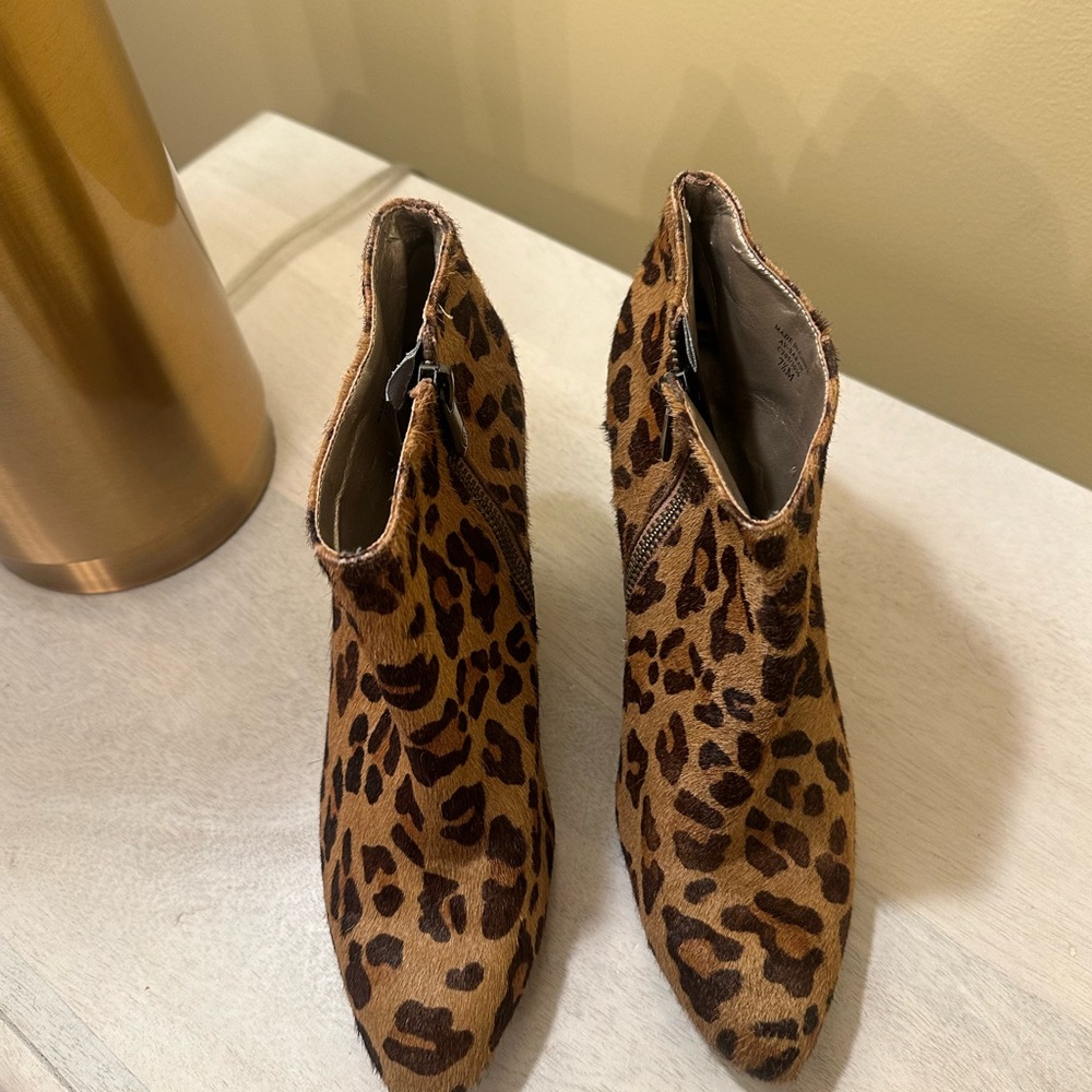 Adrienne Vittadini leopard print wedge bootie
